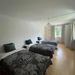 Mihkli Majutus * Rootsikula (Parnu)