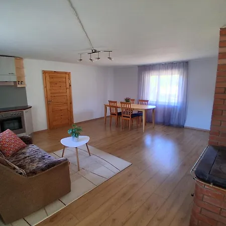 Mihkli Majutus Rootsikula (Parnu)